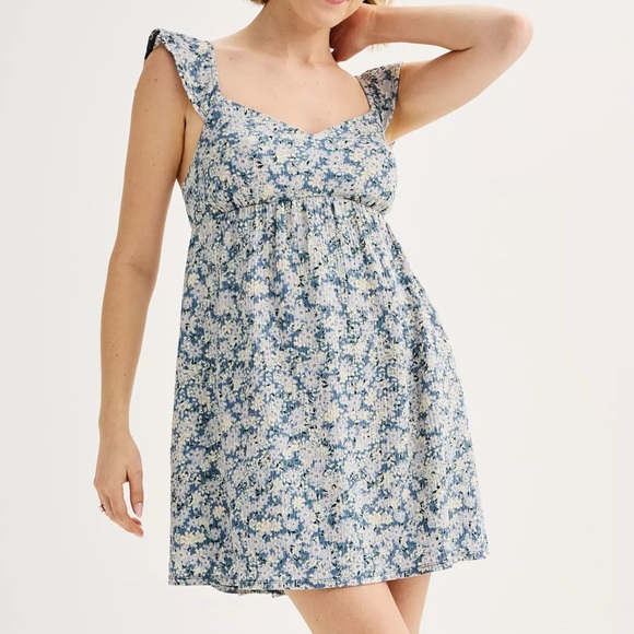 Eyeshadow Dresses & Skirts - Eyeshadow Blue and Cream Patterned Mini Dress Size Medium